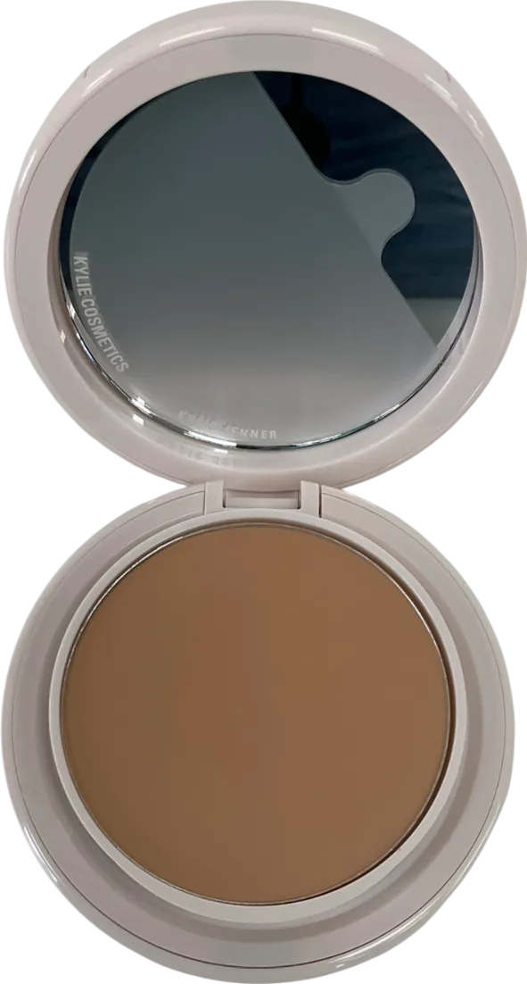 Kylie Cosmetics Natural Blur Powder Foundation 5c 10g