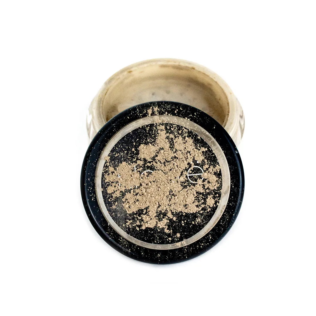 Mineral Foundation Light