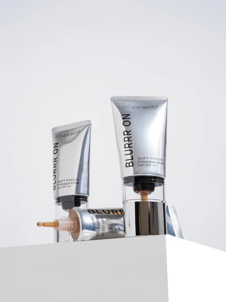 Studiowest Latte Blurr On Foundation - 30 ml